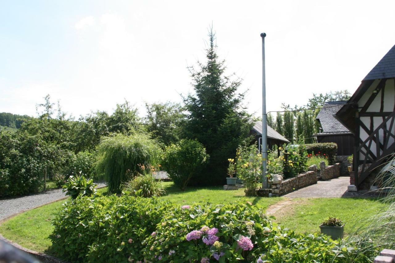 Le Clos Des Hortensias Toutainville Exterior foto